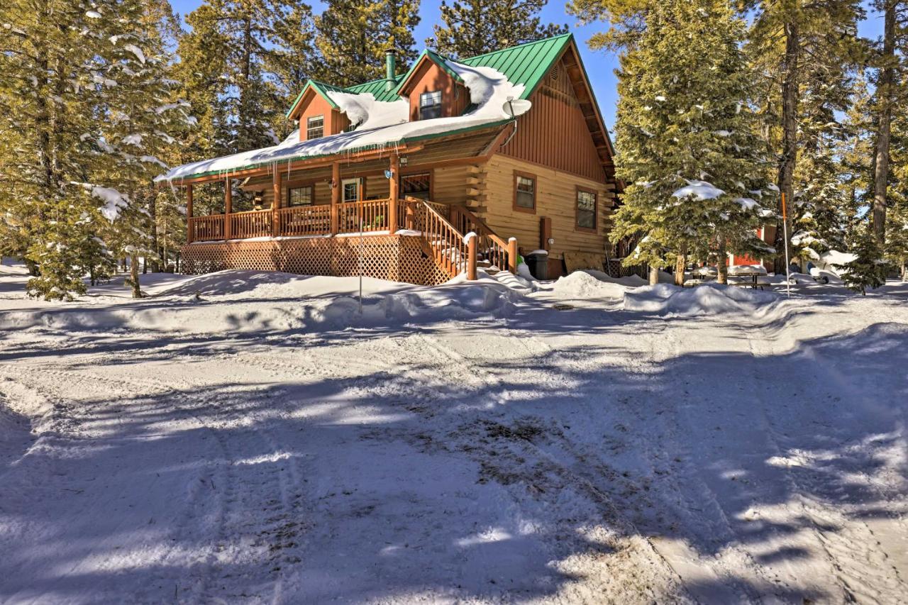 Rustic Duck Creek Village Cabin With Fire Pit! Buitenkant foto